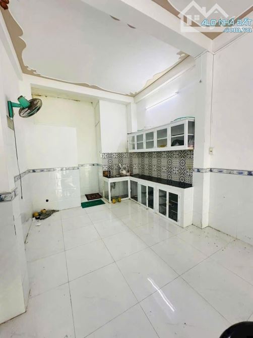 CHO THUÊ NHÀ TRỤC CHÍNH HẺM 107 HOÀNG VĂN THỤ, P AN CƯ, Q. NINH KIỀU - 4