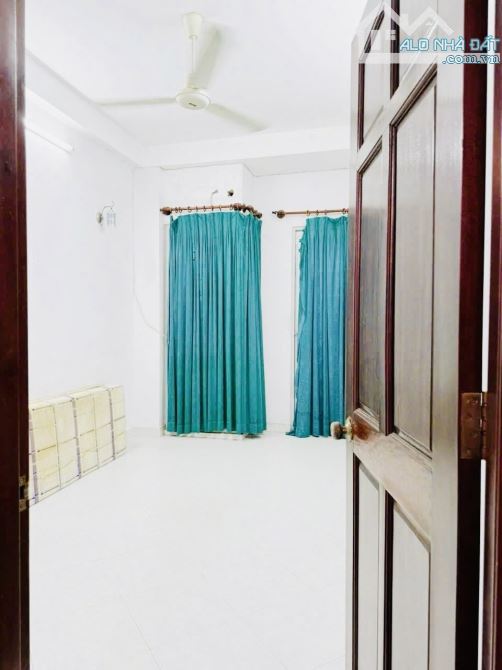 4 TẦNG- 3 x 15M- HẺM 3M- GẦN MT- NGUYỄN CÔNG HOAN P7 PN- 6,8 TỶ - 4