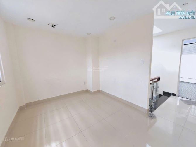 Bán gấp nhà 3 tầng Linh Trung, hẻm xe hơi, SHR, giá chỉ 7 tỷ - 4
