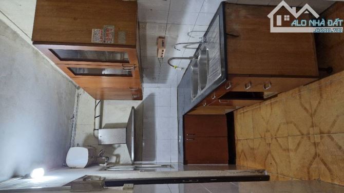 TẬP THỂ THANH XUÂN BẮC – NGUYỄN QUÝ ĐỨC – SỔ ĐỎ 33m², DÙNG 60m² – 4.18 TỶ - 4
