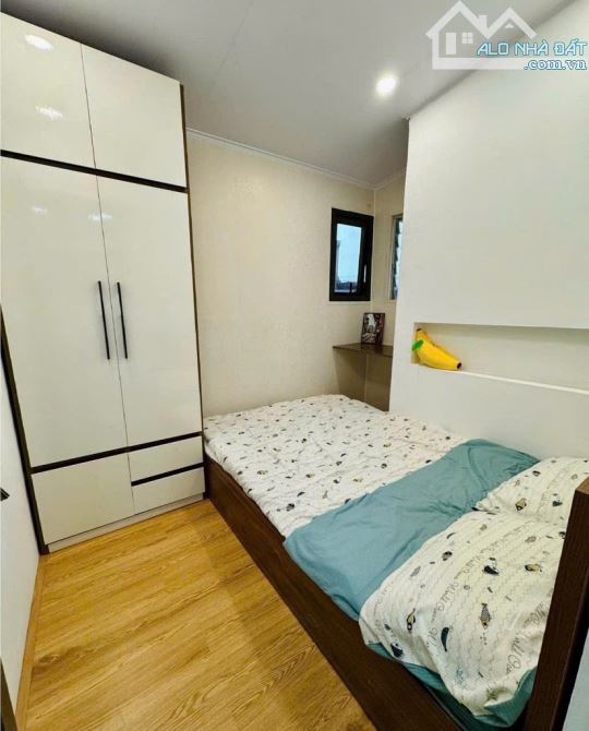Bán tập thể Minh Khai 2 ngủ, sử dụng 52m2. Trung tâm quận Hai Bà Trưng. Giá 2,5 tỷ (có TL) - 4