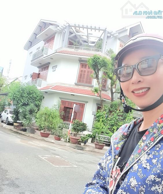 BÁN BIỆT THỰ VEN SÔNG 2 MT (8x18) - 4 TẦNG – ĐỐI DIỆN RMIT, CHỈ 28.6 TỶ - 5