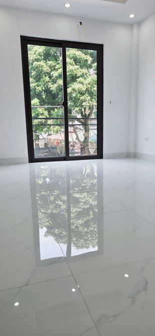 Nhà 4 tầng ngõ thông ô tô ngủ trong nhà,Mà giá chỉ nhỉnh 4 tỷ - 5