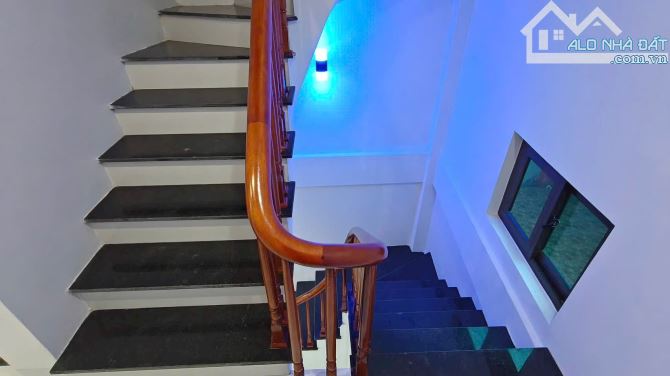 🏡 Bán nhà mới 5 tầng tại Di Trạch – Hoài Đức | Chủ tặng full nội thất - 4,95tỷ   📍 Vị tr - 5