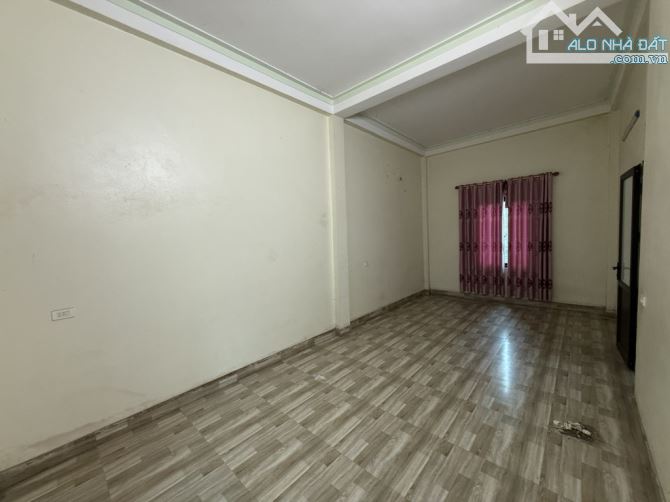 3.x Tỷ/152 M2/ 3 Tầng/ Ngọc Khám/ Thuận Thành - 5