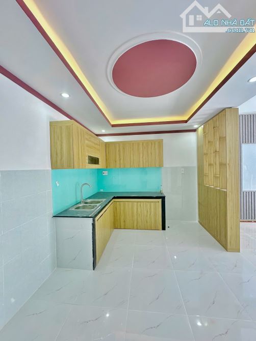 BÁN GẤP NHÀ GÁC LỬNG ĐÚC 2 MẶT TIỀN MỚI TINH SỔ RIÊNG THỔ CƯ, NGAY TRƯỞNG TIỂU HỌC TÂN PHÚ - 5