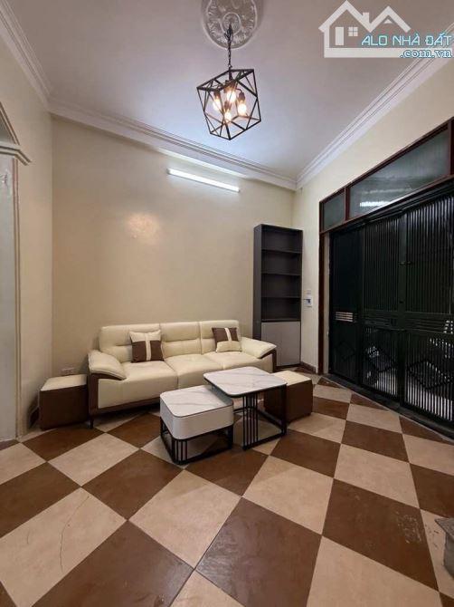 🏡 BÁN NHÀ TAM TRINH – 4 TẦNG – FULL NỘI THẤT – Ở NGAY – GIÁ CHỈ 4,5 TỶ - 5