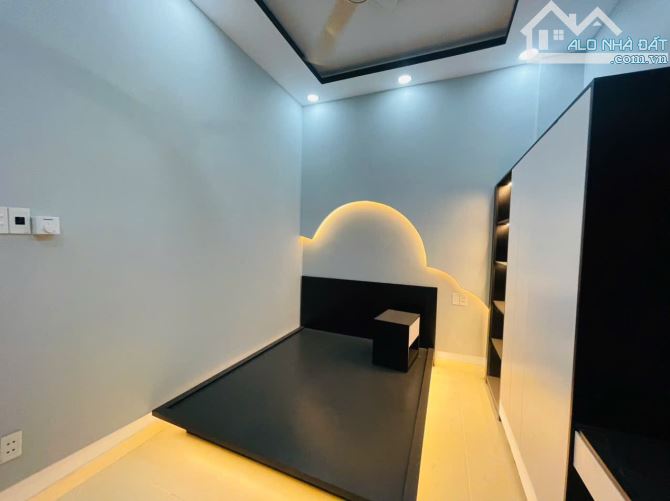 Nhà 3 tầng FULL NỘI THẤT đường THẠNH XUÂN 22 phường THẠNH XUÂN Q12 DT 61m2 (4x15,24) đường - 5