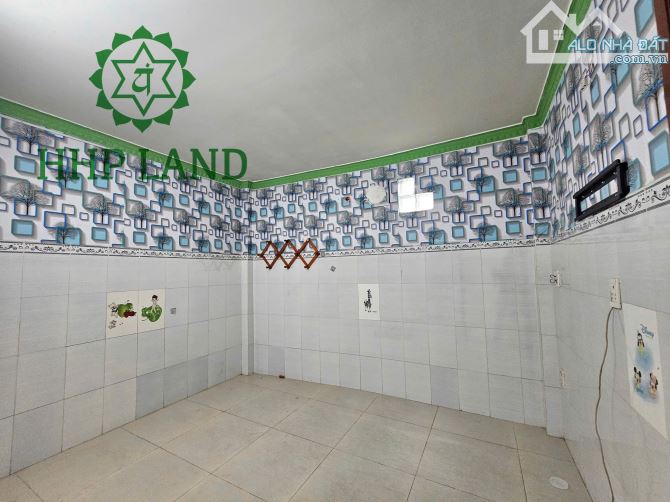 Hạ giá bán nhà sổ riêng cách đường Nguyễn Ái Quốc 80m, phường Tân Phong - 5