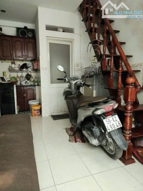 NHÀ ĐẸP 3 TẦNG 23M2(3.7X6)-TÂN HÒA ĐÔNG-GIÁ 2.95 TỶ - 5