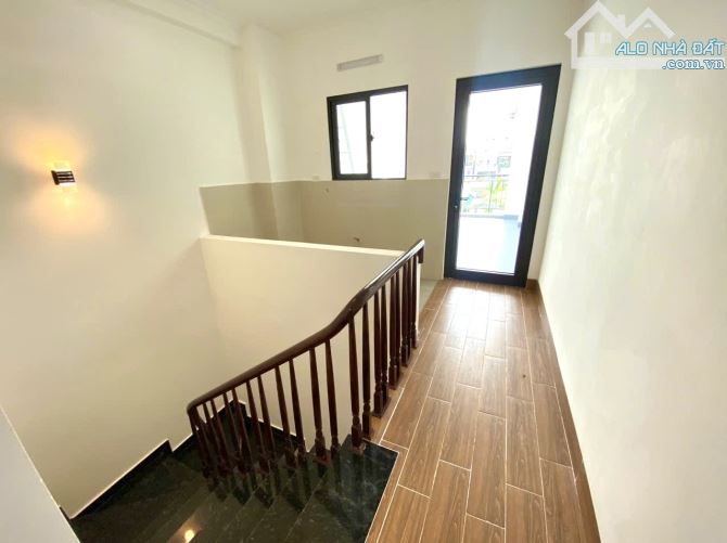 Hiếm! Hạ chào 1,7 tỷ căn nhà 50m2x5T vuông vắn - 10m ra ô tô tránh phố Xuân La, Tây Hồ. - 5