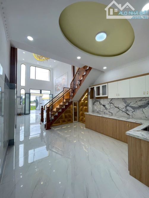 NHÀ 1 LẦU 4,2 X 27M VỪA MỚI HOÀN THIỆN - MẶT TIỀN ĐƯỜNG THÔNG 6M - SỔ HỒNG RIÊNG - 5