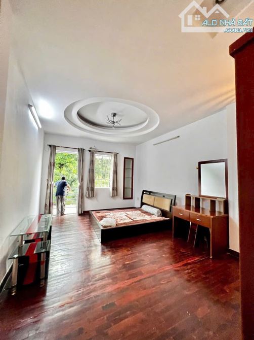 Khu Tên Lửa - View công viên - 4x20m - 4 tầng - 4PN - Nội thất cao cấp - 5