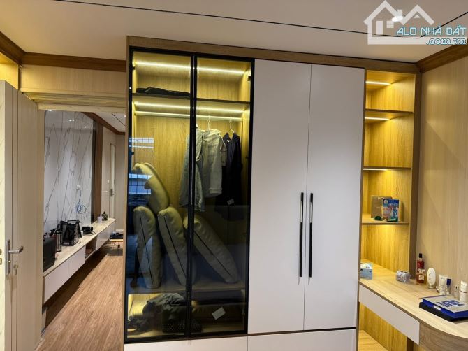 Nhà Đẹp - Diện tích khủng - Tập thể Kim Liên - Lương Đình Của - Dt :150m2/4PN*nhỉnh 6 tỷ - 5