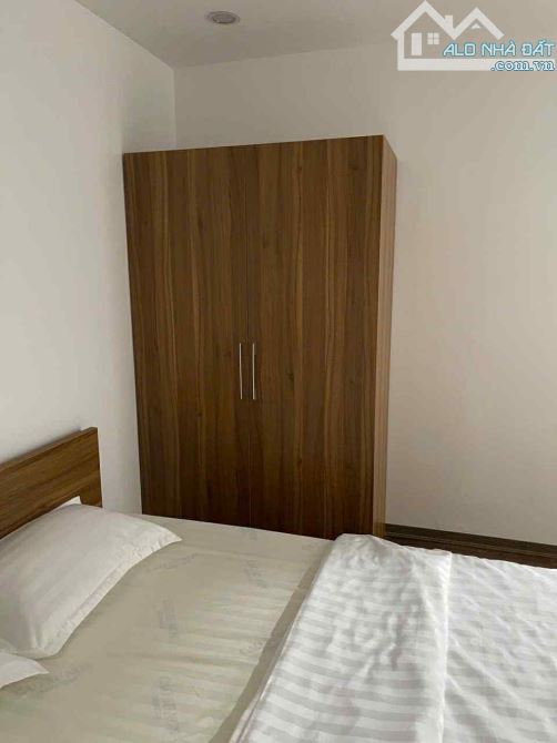 CHO THUÊ BIỆT THỰ SÂN VƯỜN BỂ BƠI HOÀI THANH, THỦY XUÂN - 20 TRIỆU - 5