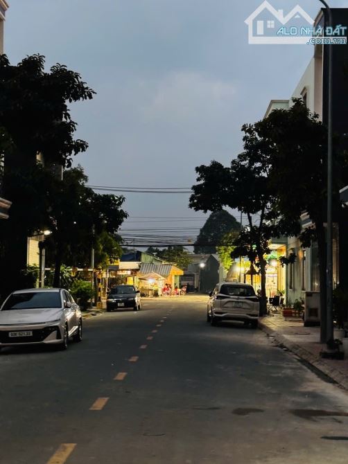 Bán nhà KDC cao cấp An Phú - Thuận An full nội thất vào ở ngay - 5