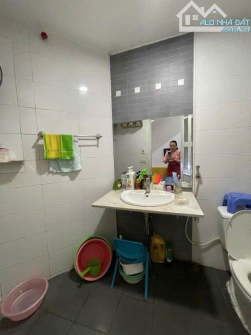 TRÚC KHÊ - HUỲNH THÚC KHÁNG-ĐỐNG ĐA-53M-PHÂN LÔ BÀN CỜ-Ô TÔ ĐỖ CỬA-GIÁ MỀM-CHỈ 9.6 TỶ - 5