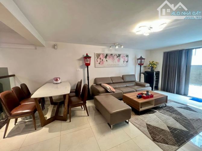 Bán biệt Thự  Quận Long Biên, 176m2, 4 tầng, mặt tiền 30m, giá 58 tỷ - 5
