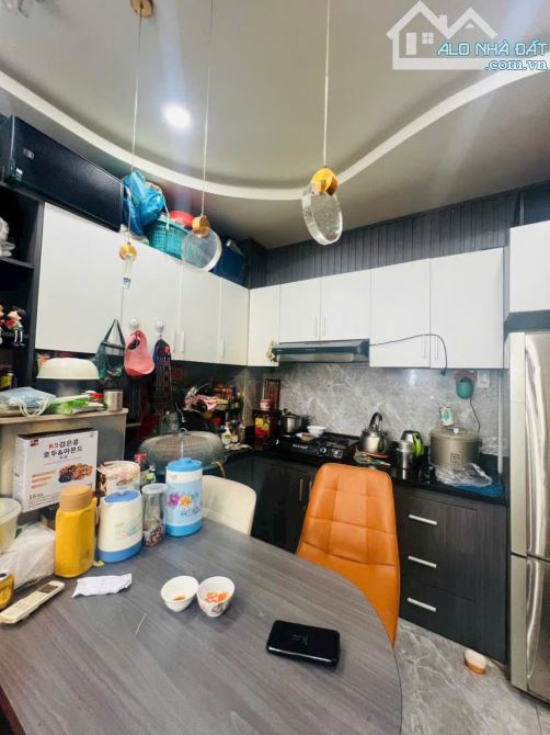 Bán nhà mới đẹp hẻm 3m 1 sẹc đường số 27, P.6, 4 x 7,5, 3 tầng giá 3.95 tỷ tl - 5