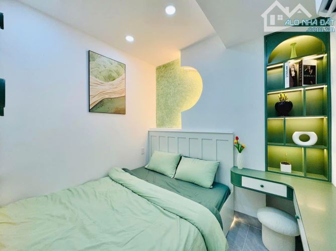 Sang nhượng nhà 68m2 xây 3 tầng đường Tôn Đản,Q4 giá 3tỷ100. Gần chợ 200. Hẻm 5m. Sổ sẵn - 5