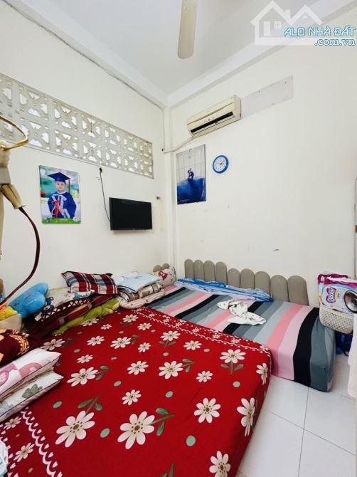 Bán nhà hẻm xe hơi huỳnh tấn phát Q7 DT: 4.2*15 giá 6toi5 - 5