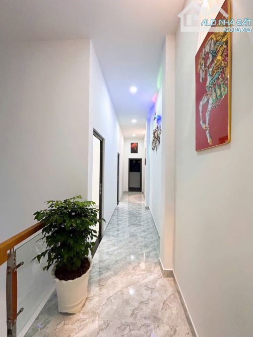 Bán Nhà SHR có hoàn công, 4,5 x 20, full Nội Thất sau bến xe Hưng Long. - 5