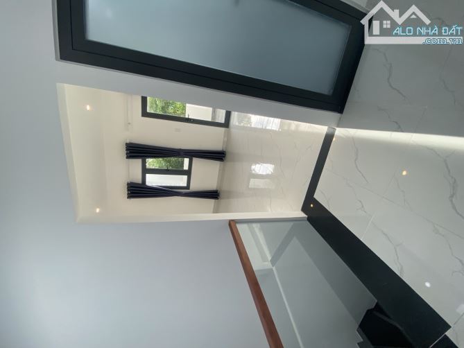 🏡 BÁN NHÀ 3 TẦNG ĐÚC – TRẦN ĐỨC – ĐƯỜNG 10,5M, LỀ 5M ✨ Kẹp kiệt bên hông 3m – thoáng mát, - 5