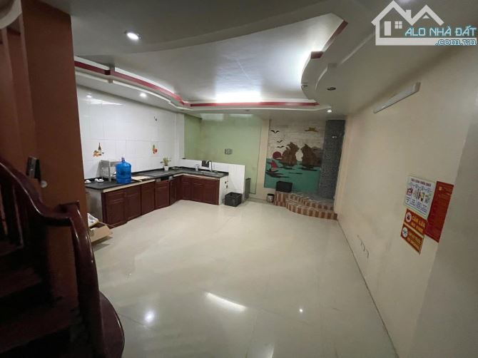 Cho thuê nhà ô tô, kd, vp Đông Quan, Cầu Giấy, 100m2, 3 tầng, tầng hầm, 23tr - 5