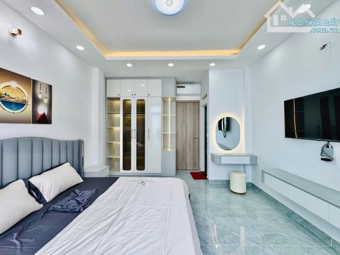 NHÀ ĐẸP 3PN GÒ VẤP - 4X8M - ĐẦY ĐỦ TIỆN ÍCH - GIÁ 5.55 TỶ - 5