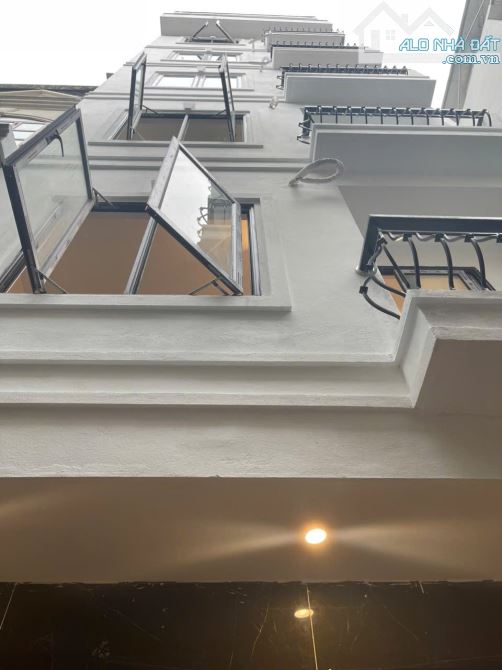 Bán Nhà Dòng Tiền CCMN Xã Đàn 91m2 Xây 7 Tầng 1 Tum 18 Phòng Khép Kín Mặt Tiền 5,3M - 5