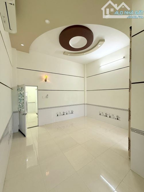 Cho Thuê Nhà Trệt lâu hẻm 48 Nguyễn Trãi - có máy lạnh 1 cái - 5