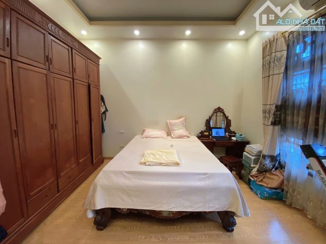 BÁN NHÀ MẶT NGÕ NGUYỄN HOÀNG - CẦU GIẤY 55m2x5T - MT 6m - 19.3 TỶ - GARA Ô TÔ - 30m RA PHỐ - 5