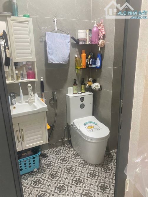 🌹🌹MẶT TIỀN CMT8, 42m2, 4 TẦNG, 4 PN, NGANG LỚN TRÊN 5m. GIÁ: 8,6 TỶ🌹🌹 - 6