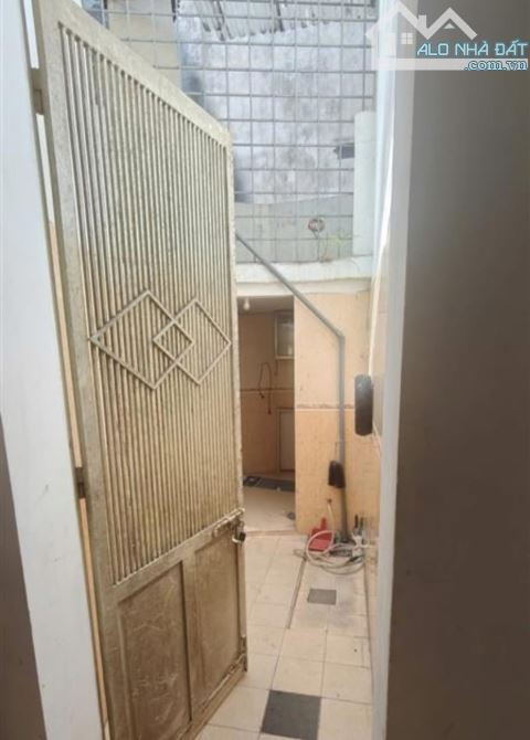 Bán Nhà Mặt Đường Trần Nguyên Hãn , Lê Chân .Giá 16,9 tỷ - 4 tầng - 95m - 6