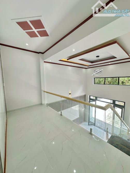 BÁN GẤP NHÀ GÁC LỬNG ĐÚC 2 MẶT TIỀN MỚI TINH SỔ RIÊNG THỔ CƯ, NGAY TRƯỞNG TIỂU HỌC TÂN PHÚ - 6