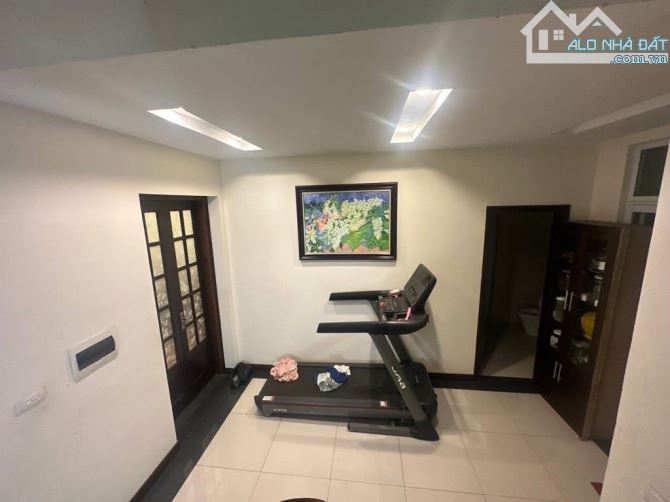 Đội Cấn, 108m, Ô tô tránh, Kinh doanh đỉnh, Mặt tiền rộng, Hai thoáng, Vị trí đắc địa - 6