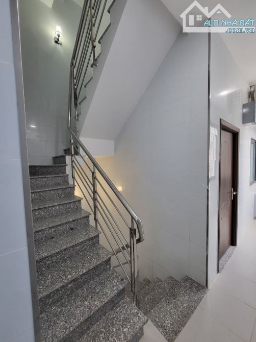 Bán nhà ngay mặt tiền Nguyễn Thị Nhỏ Tân Bình, 80m2 12 CHDV thu nhập cao nhỉnh 8 tỷ - 6