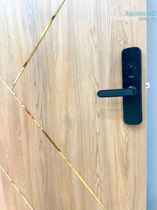 CHÍNH CHỦ BÁN NHÀ 4 TẦNG MẶT TIỀN NGUYỄN HÀNG, VIEW HỒ RẤT ĐẸP- 100m2 GIÁ CHỈ 10,7TỶ - 6