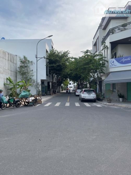 Bán lô đất góc hai mặt tiền kđt VCN Phước Long 2 giá 7tỷ5 - 6