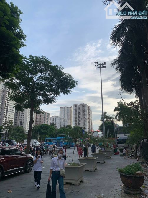 TẶNG FULL NỘI THẤT - CHUNG CƯ CAO CẤP 2 NGỦ, MẶT PHỐ LÊ VĂN LƯƠNG, 66m2 GIÁ CHỈ 5.5 TỶ - 6