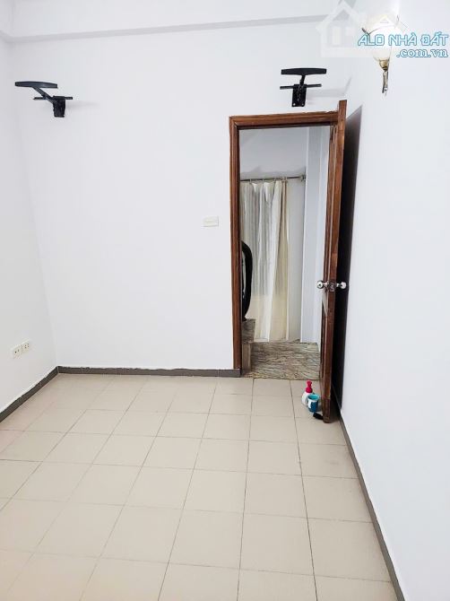 HIẾM-NHÀ ĐỐNG ĐA LÔ GÓC ĐẸP DÂN XÂY 5PN, NGÕ RỘNG 3M THÔNG KINH DOANH|DT26M2x6T_5,95TỶ - 6