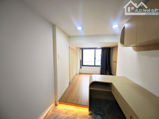 BÁN NHÀ GÒ VẤP, GẦN CHỢ XÓM MỚI, CÁCH 1 CĂN LÀ HẺM XE HƠI, CHỈ NHỈNH 3TỶ - 6