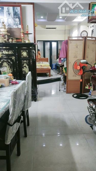 🏠 CẦN BÁN NHÀ CHÍNH CHỦ - GIÁ TỐT NHẤT KHU VỰC BÌNH TÂN📍 Diện tích: 4x15m - 6