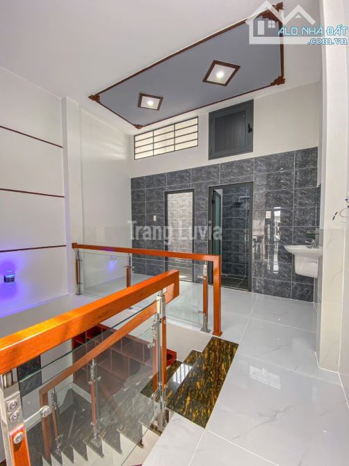 BÁN NHÀ XÂY MỚI ĐẸP KIÊN CỐ HẺM Ô TÔ GẦN CHỢ CẦU VÁN - 6