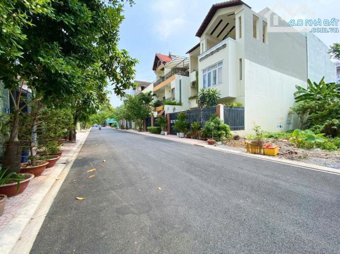 Bán lô góc 2 MT 3 tầng, P/Lô ngay đường số 2 Trường Thọ DT 147m2, SHR, Vuông A4 giá 9,1 tỷ - 6