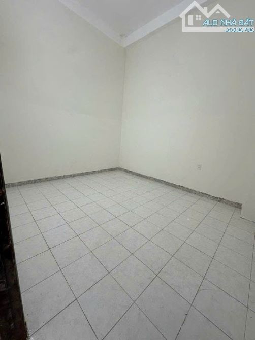 Bán nhà hxh 8m mặt tiền Nguyễn Tư Giản 4m 59.3 m²,3 tầng, giá 7.55 tỷ TL - 6