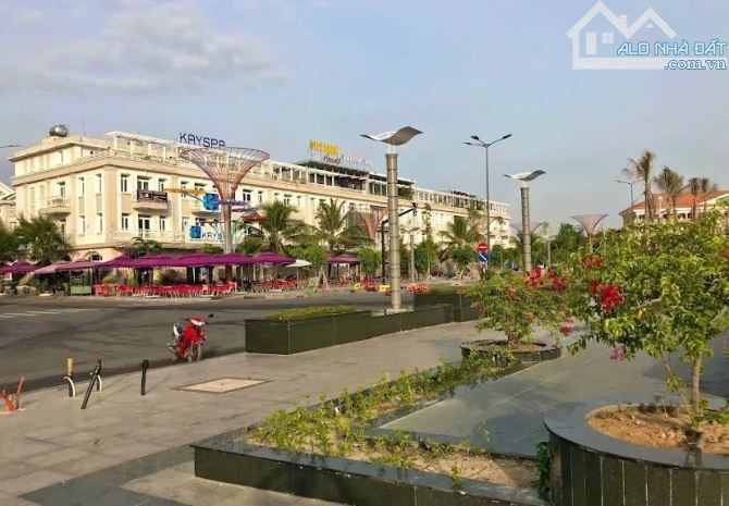 BÁN GẤP BIỆT THỰ CHÁNH MỸ - THỦ DẦU MỘT - CẠNH SÔNG SÀI GÒN. - 6