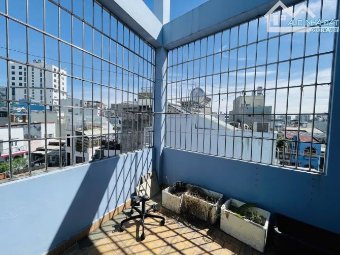 BÁN NHÀ NGANG 5.3 m , 5 LẦU 6 PHÒNG NGỦ , Giá chỉ 9.1 tỷ - 6