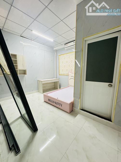 BÁN NHÀ PHỐ MỚI– HUỲNH TẤN PHÁT- NHÀ BÈ- HXH  4M- NGANG 5.5M- GIÁ HƠN 4 TỶ. - 6