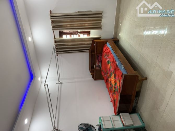 Nhà 3 Tầng Thủ Đức, 54m2,Hẻm Xe Tải, Sổ Hồng Riêng, Chỉ Hơn 5 tỷ - 6
